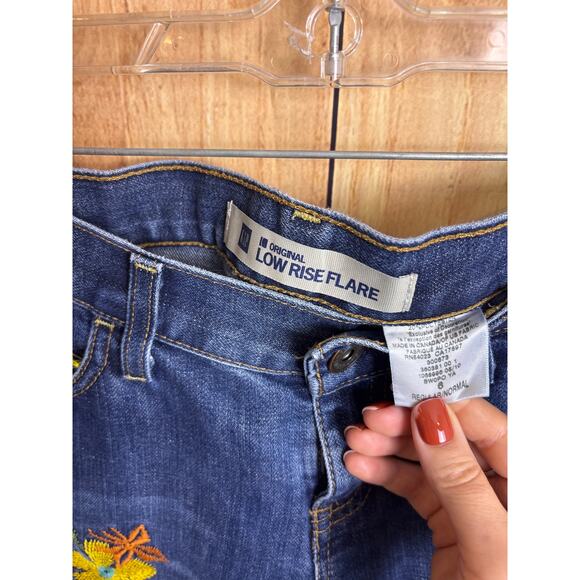 Embroidered Low Rise Flair GAP jeans with White Lace Duster Bundle Size 6 - Picture 7 of 10